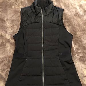 LULULEMON PACK IT UP VEST SIZE 10 BLK